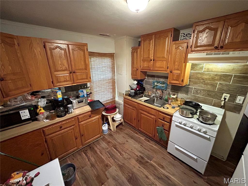 2316 Shields Avenue Property Photo 5