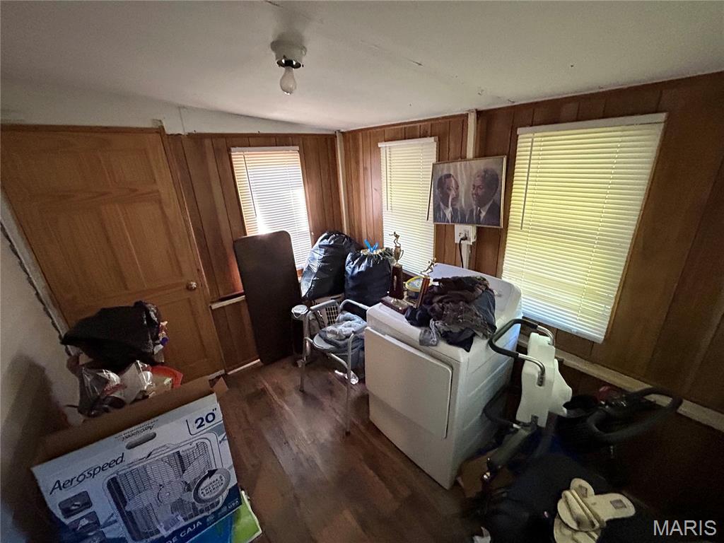 2316 Shields Avenue Property Photo 11