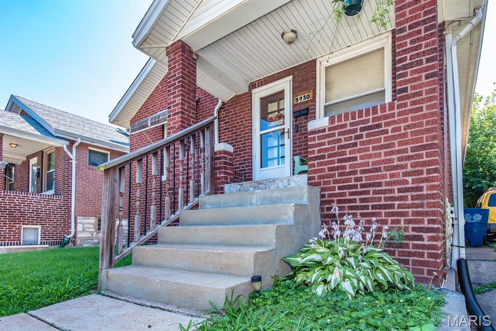 5930 Wanda Avenue Property Photo 1