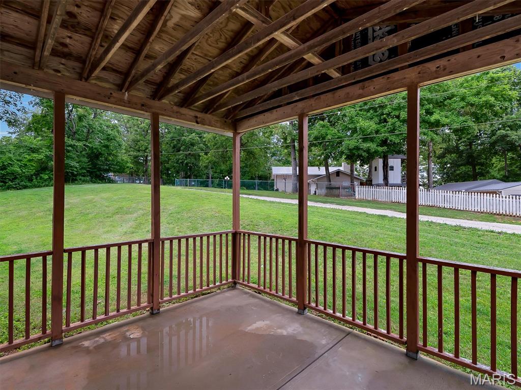 8906 Riverview Drive Property Photo 3