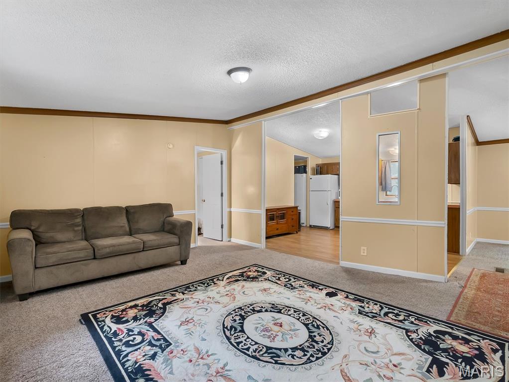 8906 Riverview Drive Property Photo 5