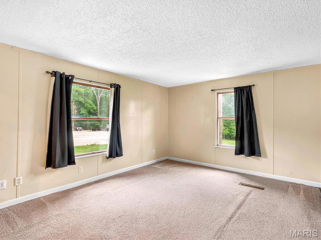 8906 Riverview Drive Property Photo 11