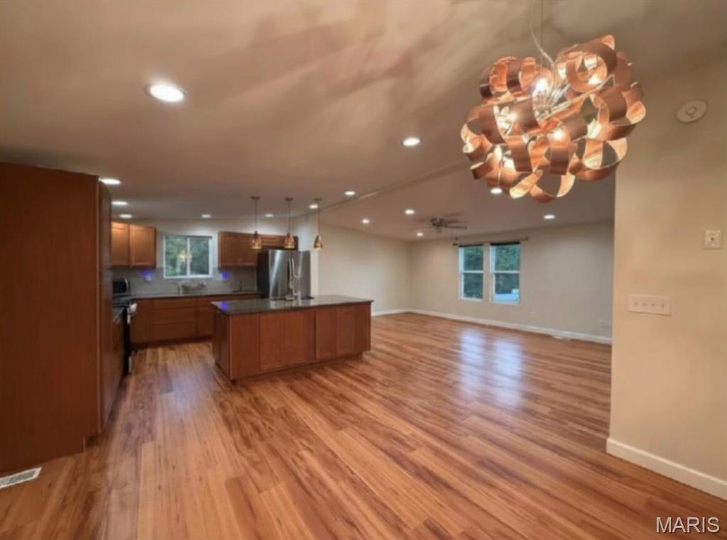 25484 Sky Drive Property Photo 10
