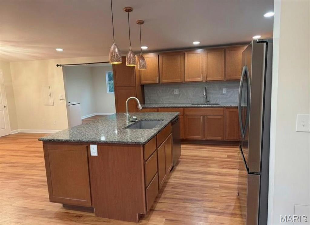 25484 Sky Drive Property Photo 12