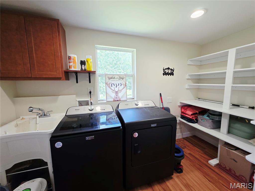 25484 Sky Drive Property Photo 14