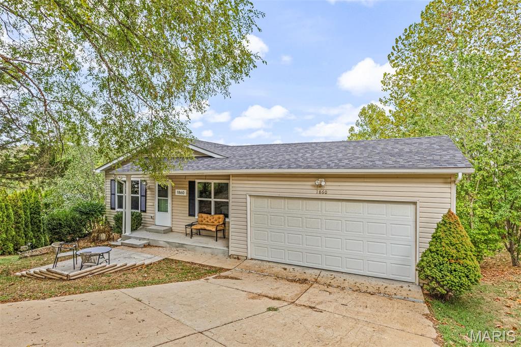 1860 Deer Creek Drive