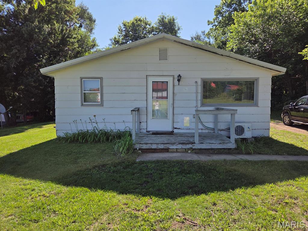 20881 Main Street Property Photo 3
