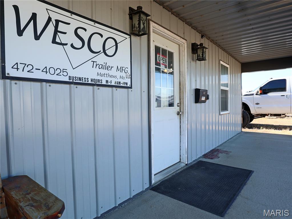 2946 State Highway V Property Photo 2