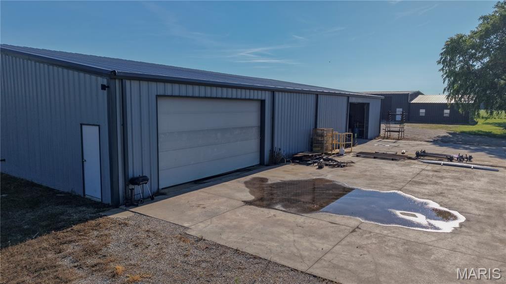 2946 State Highway V Property Photo 11
