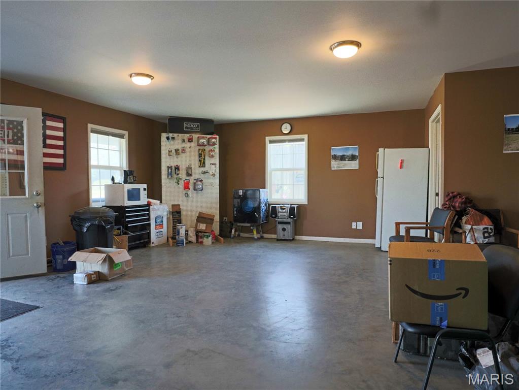 2946 State Highway V Property Photo 19