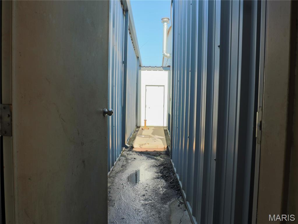 2946 State Highway V Property Photo 27