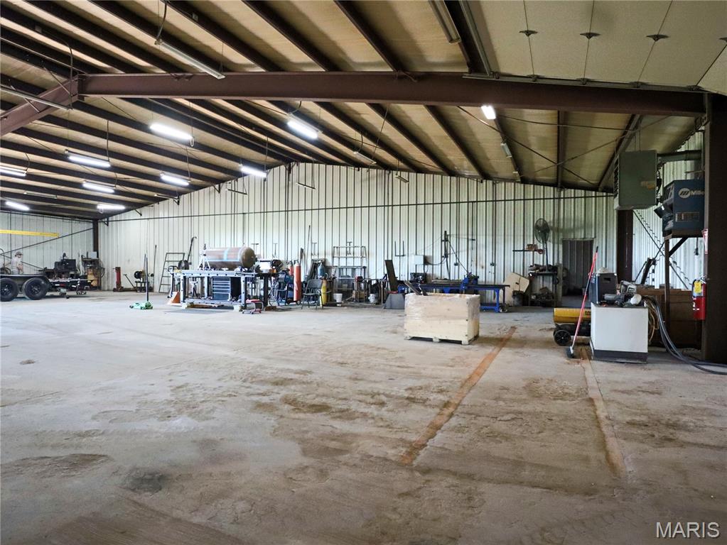 2946 State Highway V Property Photo 31