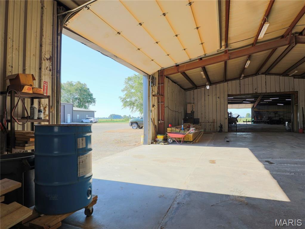 2946 State Highway V Property Photo 34