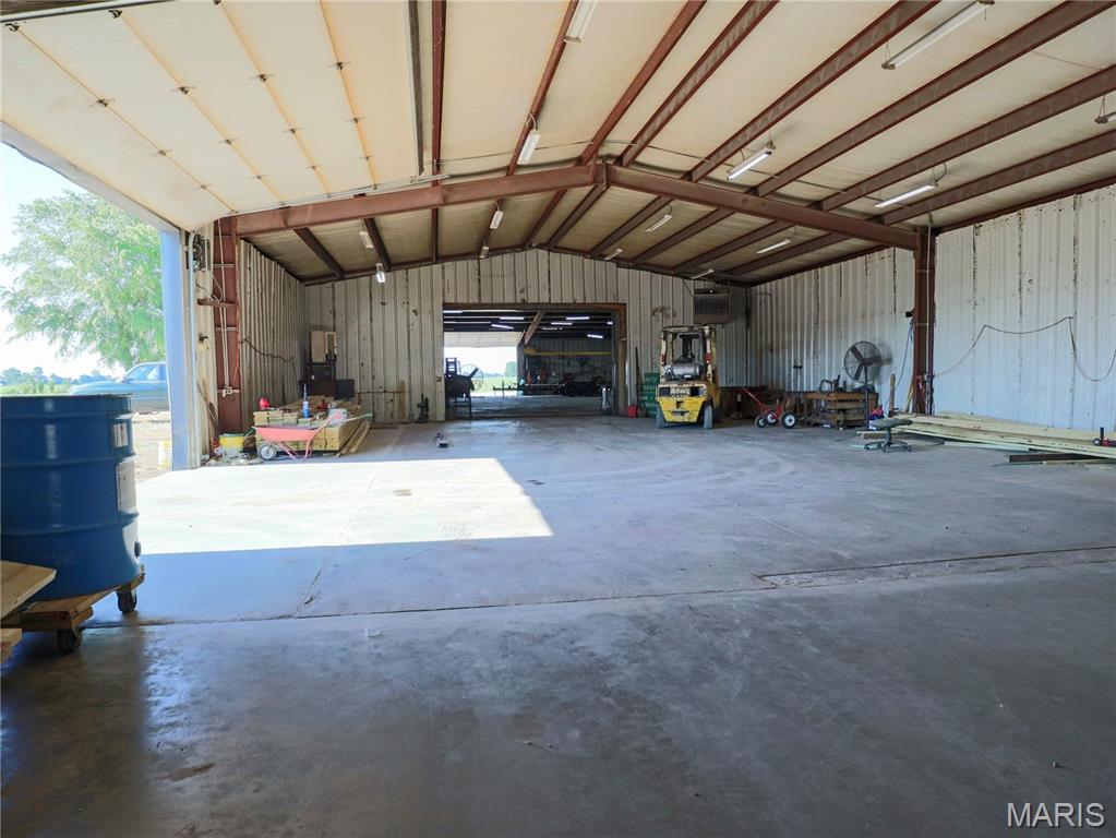 2946 State Highway V Property Photo 35