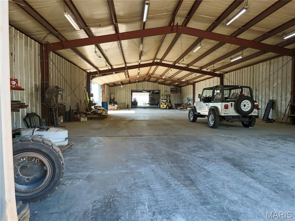 2946 State Highway V Property Photo 37