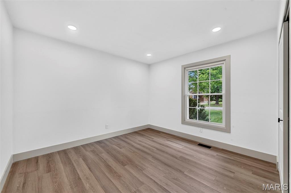 1004 Bridgeport Drive Property Photo 19