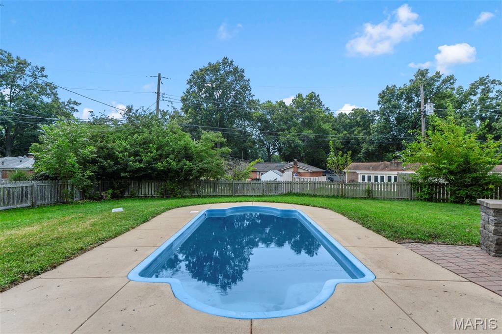1004 Bridgeport Drive Property Photo 39