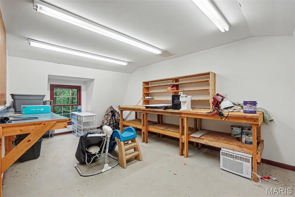 18322 Shiloh Woods Court Property Photo 36