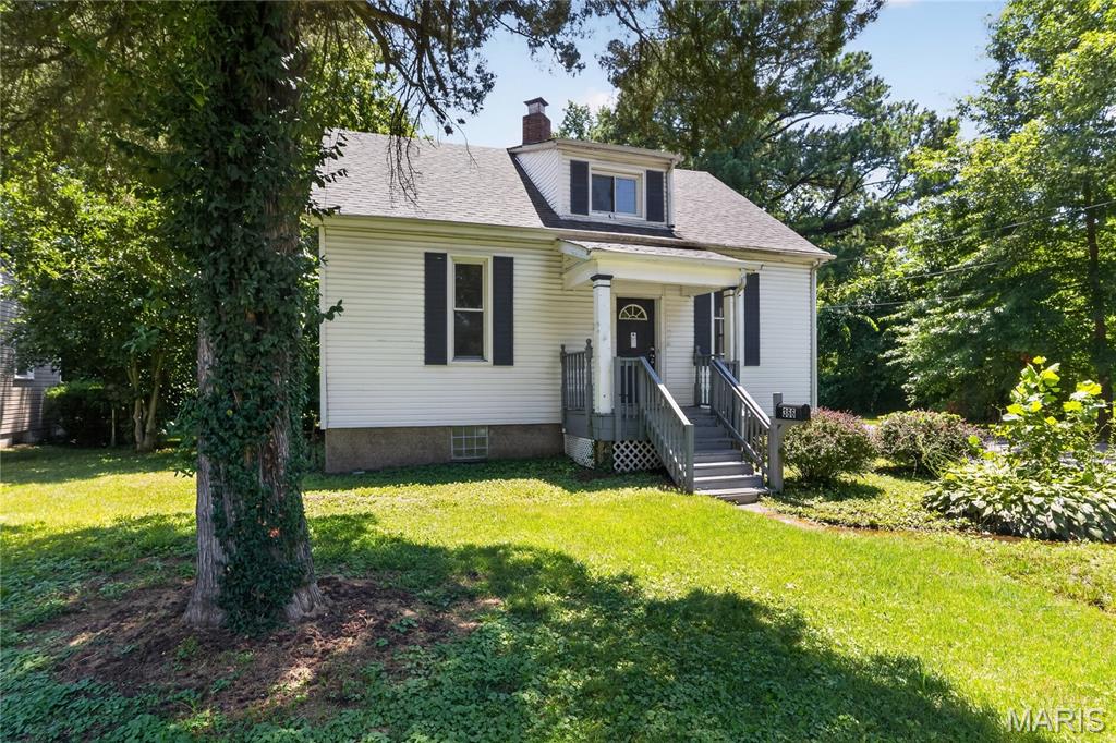 366 Suburban Avenue Property Photo 1
