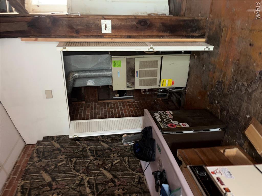 7116 S Broadway Property Photo 5
