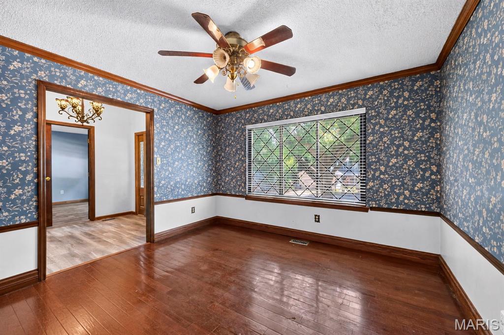 105 Willow Drive Property Photo 13
