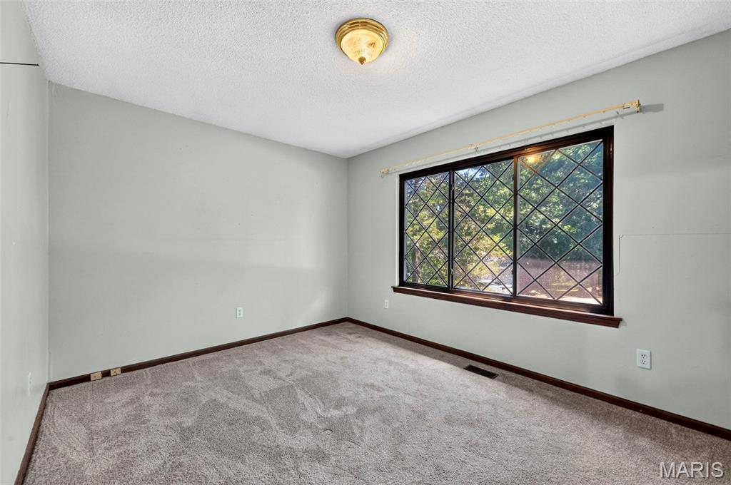 105 Willow Drive Property Photo 26