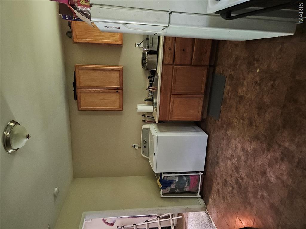 112 Saint Dorothy Drive Property Photo 2