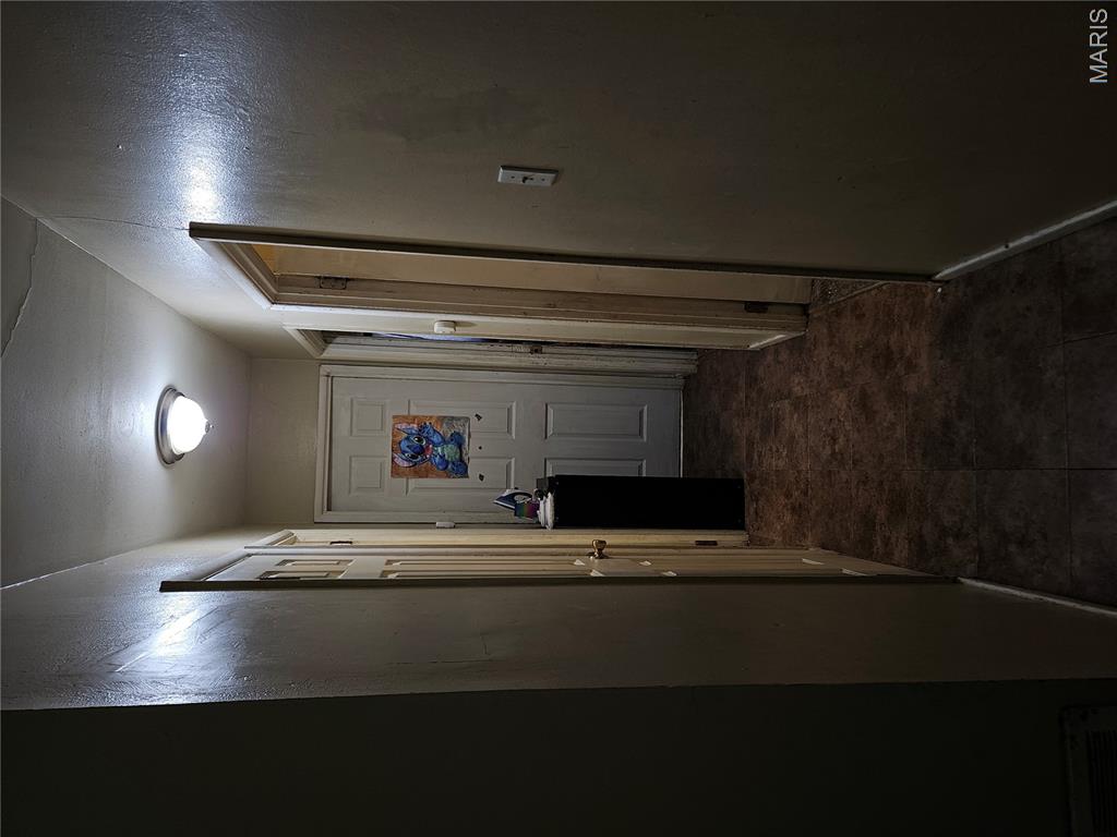 112 Saint Dorothy Drive Property Photo 3