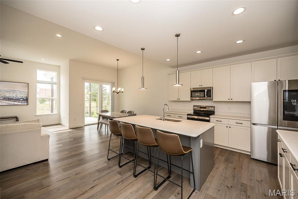 325 Gailin Drive Property Photo 11