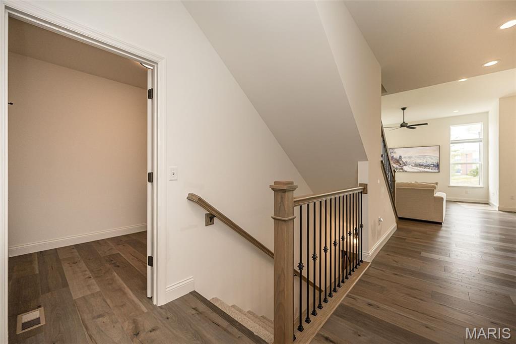 325 Gailin Drive Property Photo 27