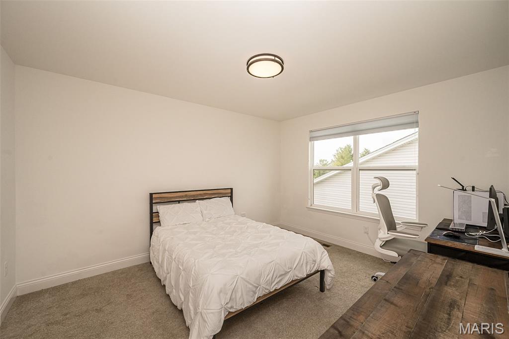 325 Gailin Drive Property Photo 32