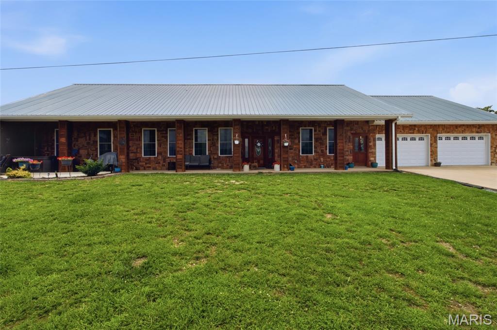16705 Oak Hill Dr Road Property Photo 1