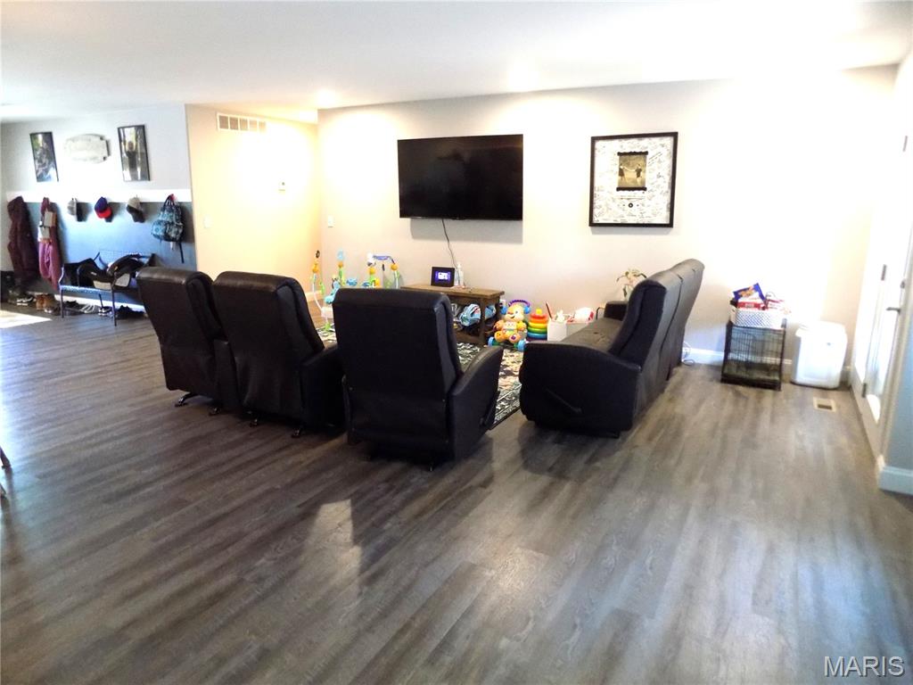 1021 Morrell Avenue Property Photo 15