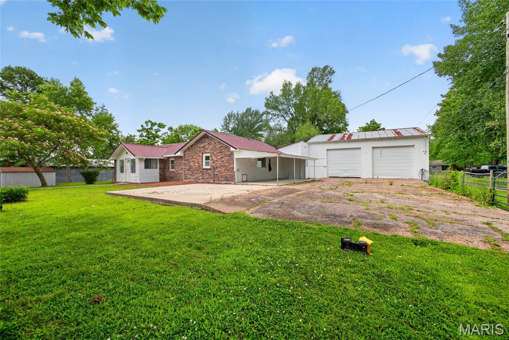 206 Lion Street Property Photo 1