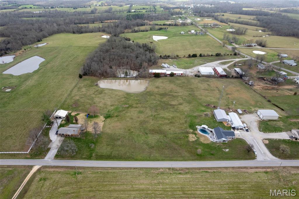 7633 Highway F Property Photo 17