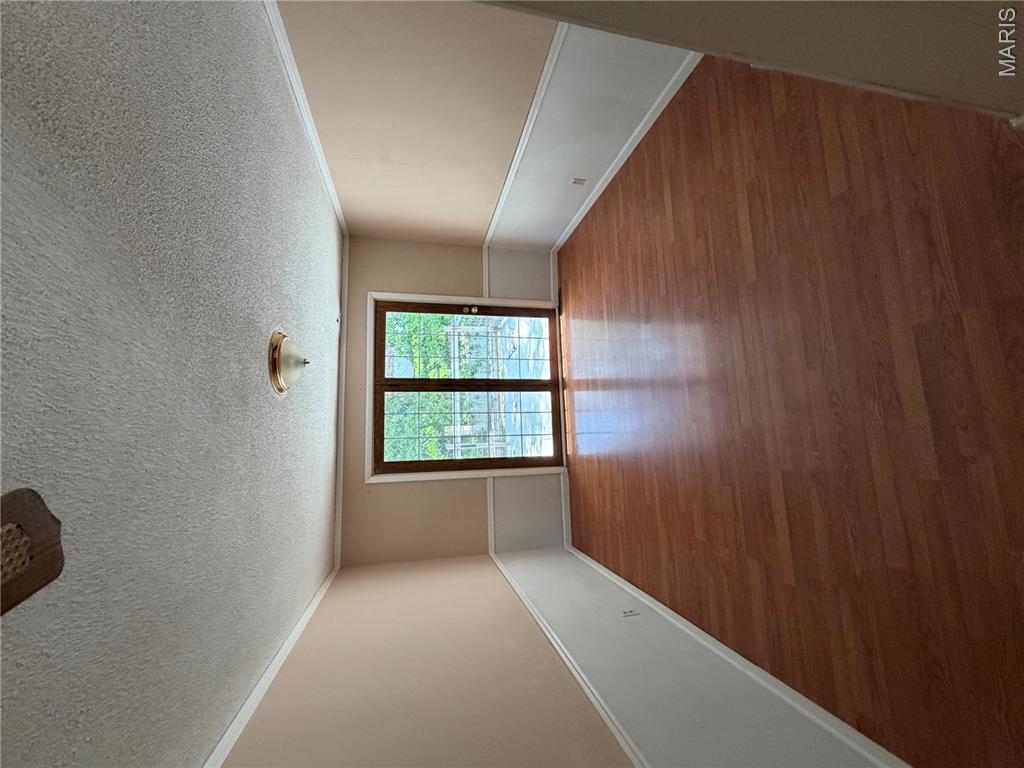 2033 Anthony Drive Property Photo 7