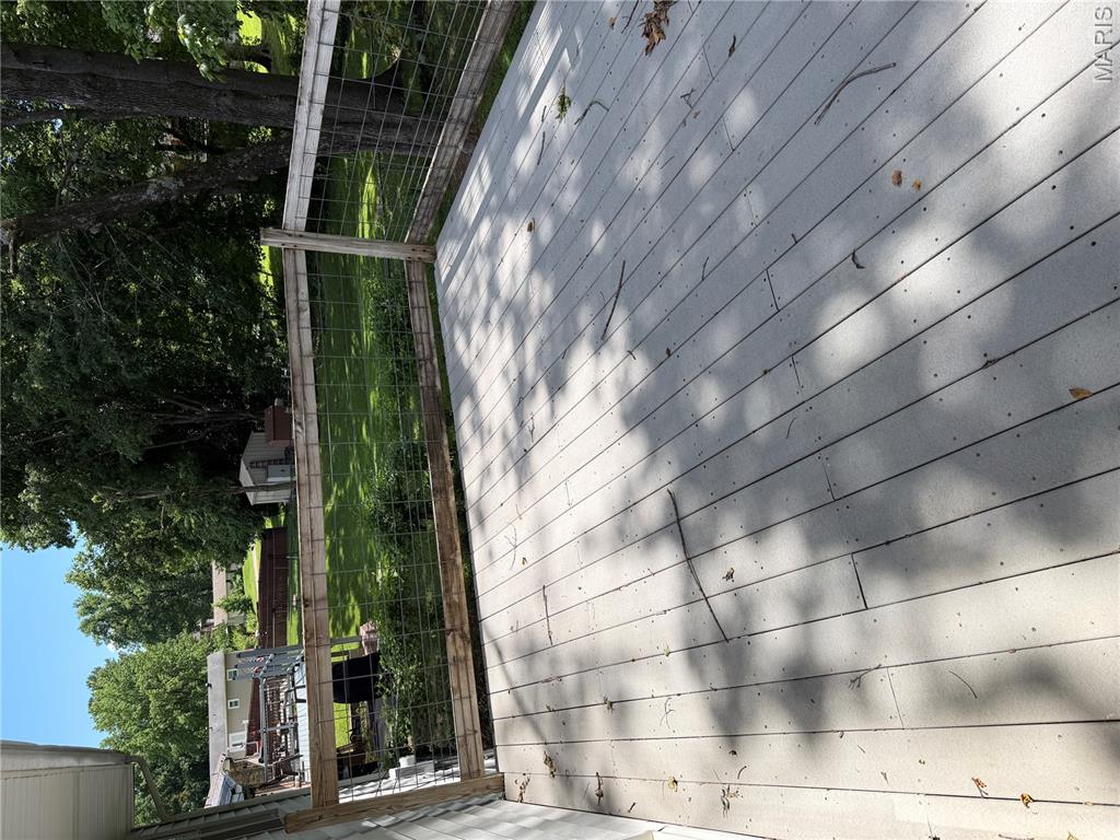 2033 Anthony Drive Property Photo 13