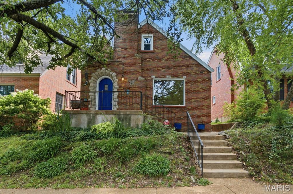 6528 Pernod Avenue Property Photo 1