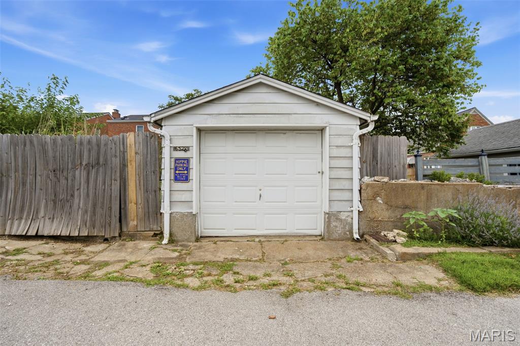 6528 Pernod Avenue Property Photo 39