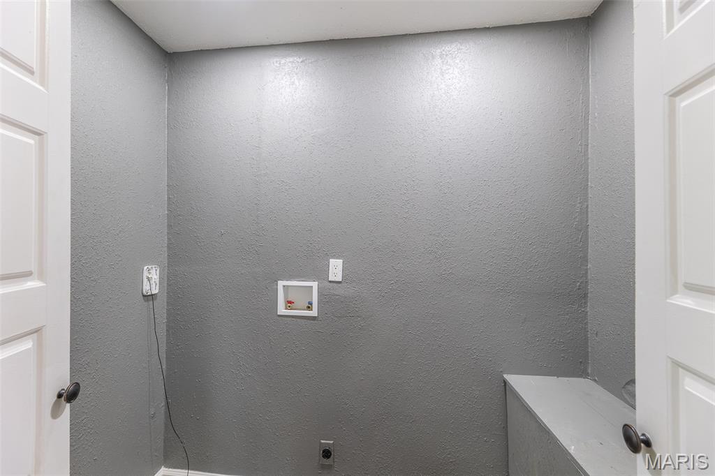 948 W Harper Street Property Photo 16