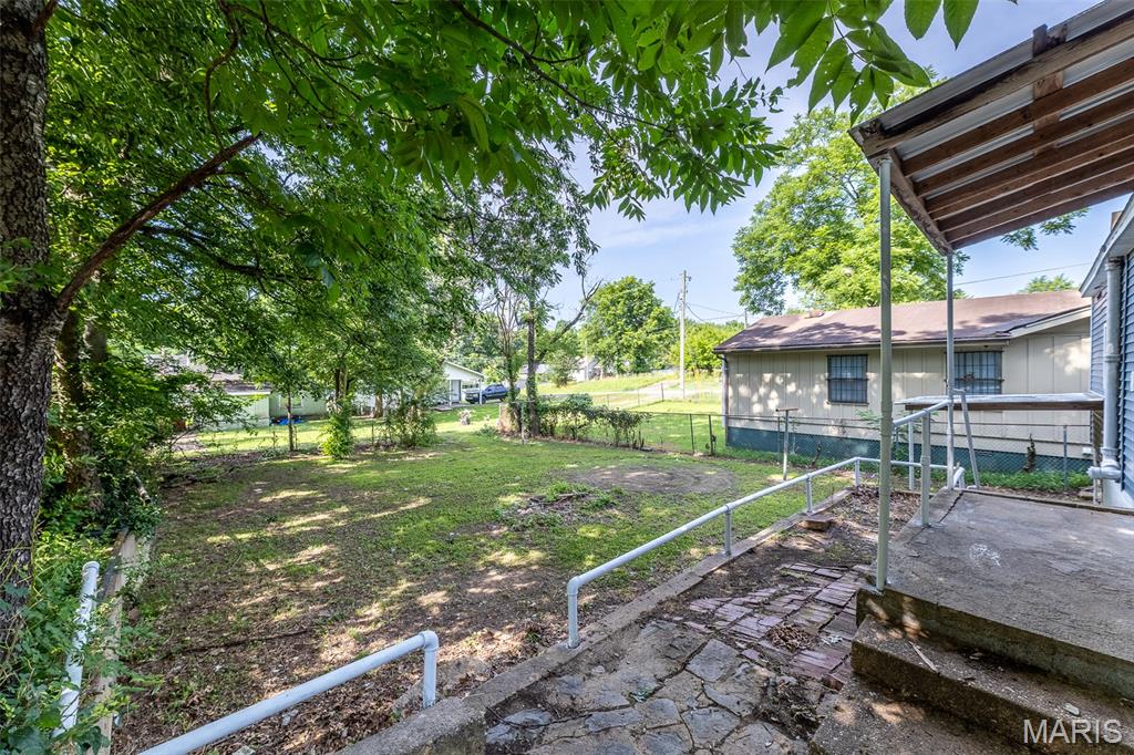 948 W Harper Street Property Photo 18