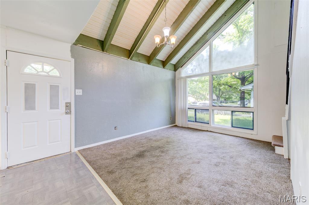 2797 Dawnview Drive Property Photo 4