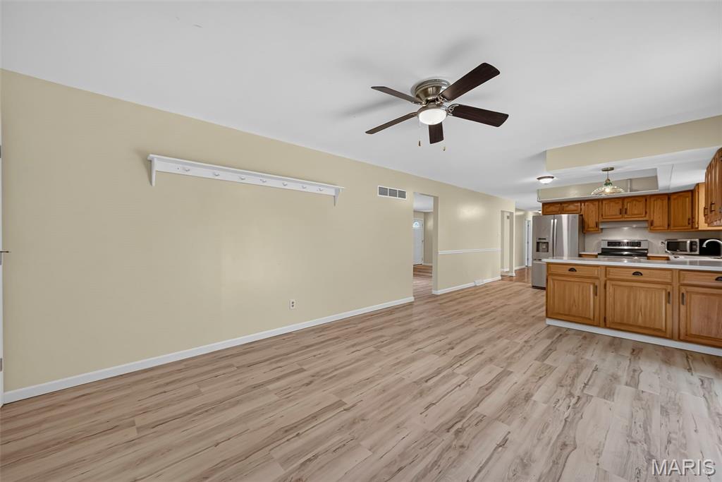 208 Meadowlark Lane Property Photo 14
