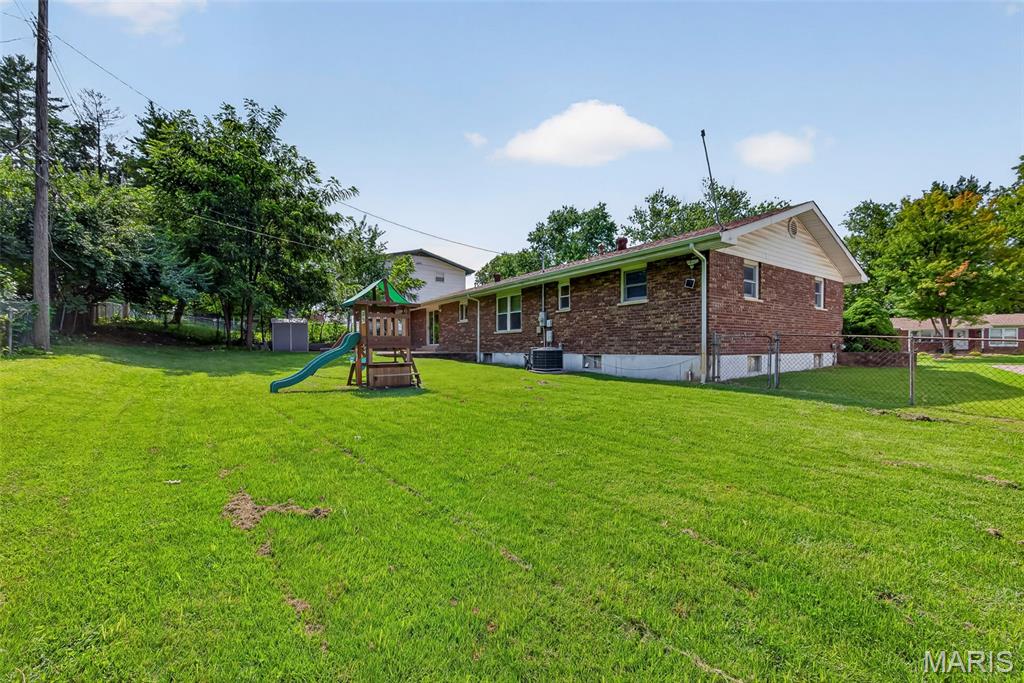 208 Meadowlark Lane Property Photo 34