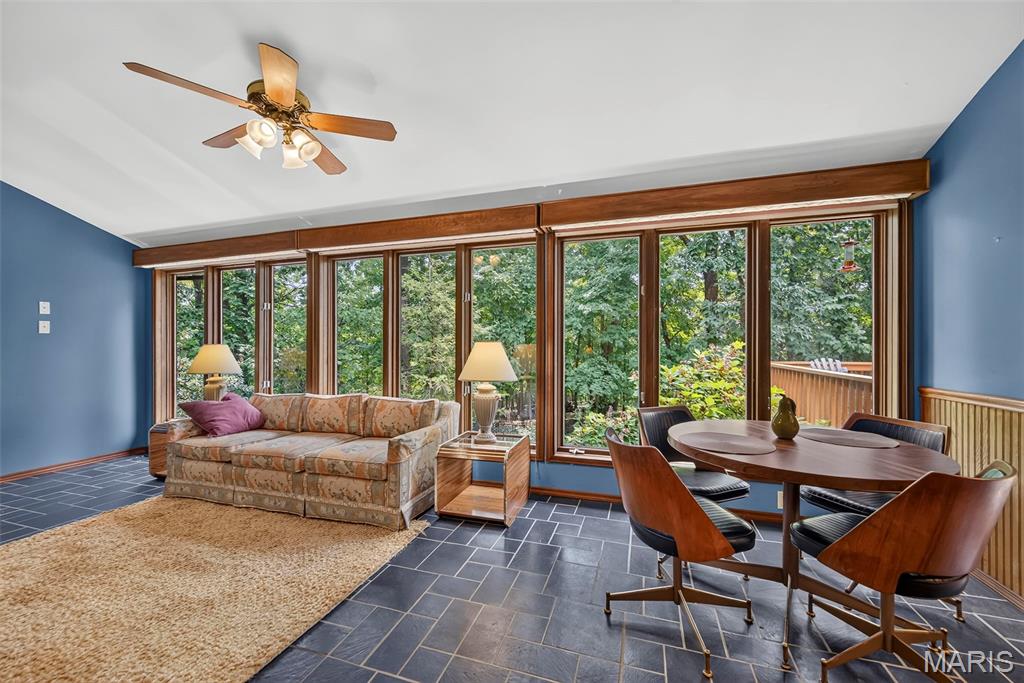 8 Rockwood Forest View Property Photo 11