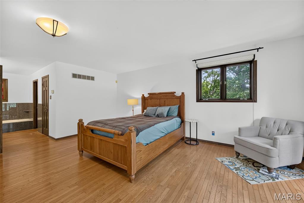 8 Rockwood Forest View Property Photo 30