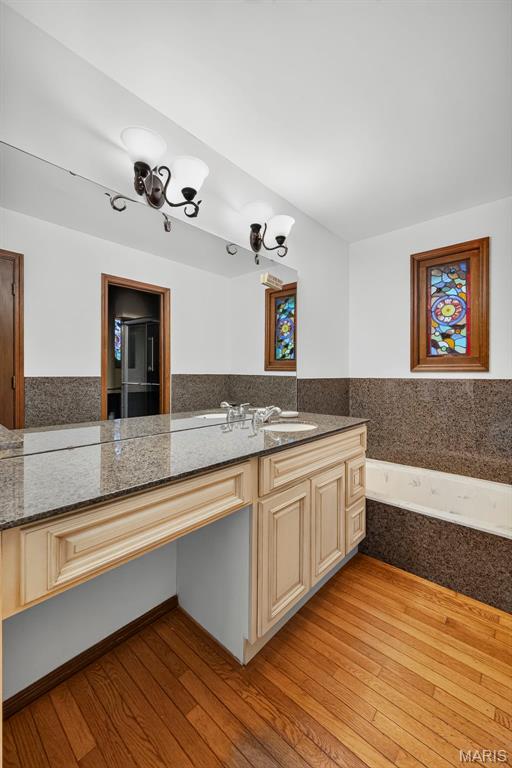 8 Rockwood Forest View Property Photo 34