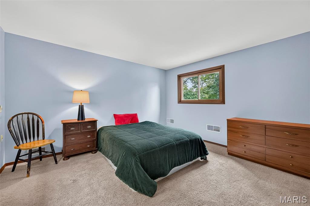 8 Rockwood Forest View Property Photo 38