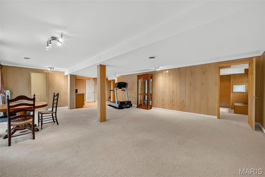 8 Rockwood Forest View Property Photo 48