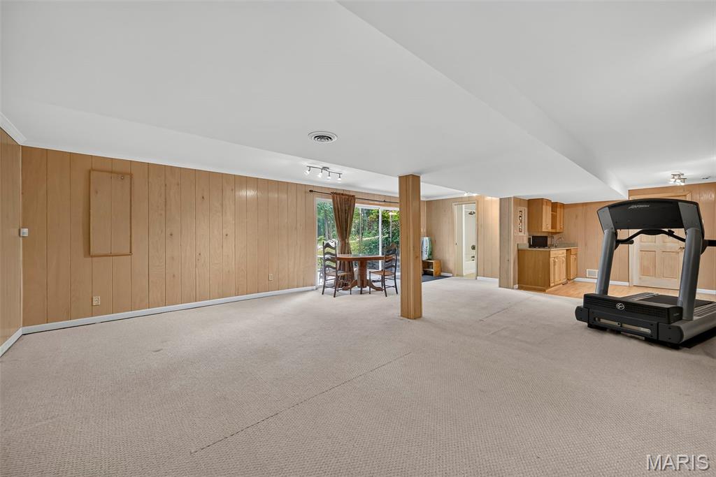 8 Rockwood Forest View Property Photo 49